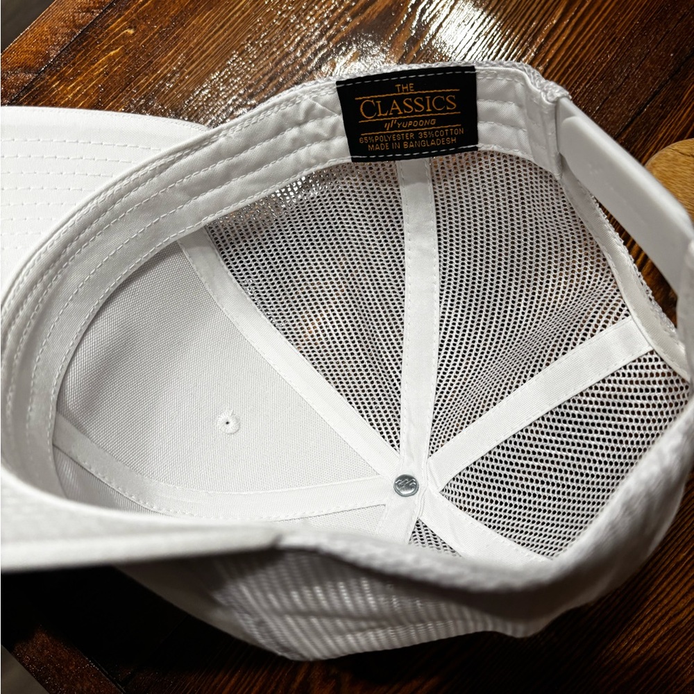 Men’s hat - Picture 3 of 3